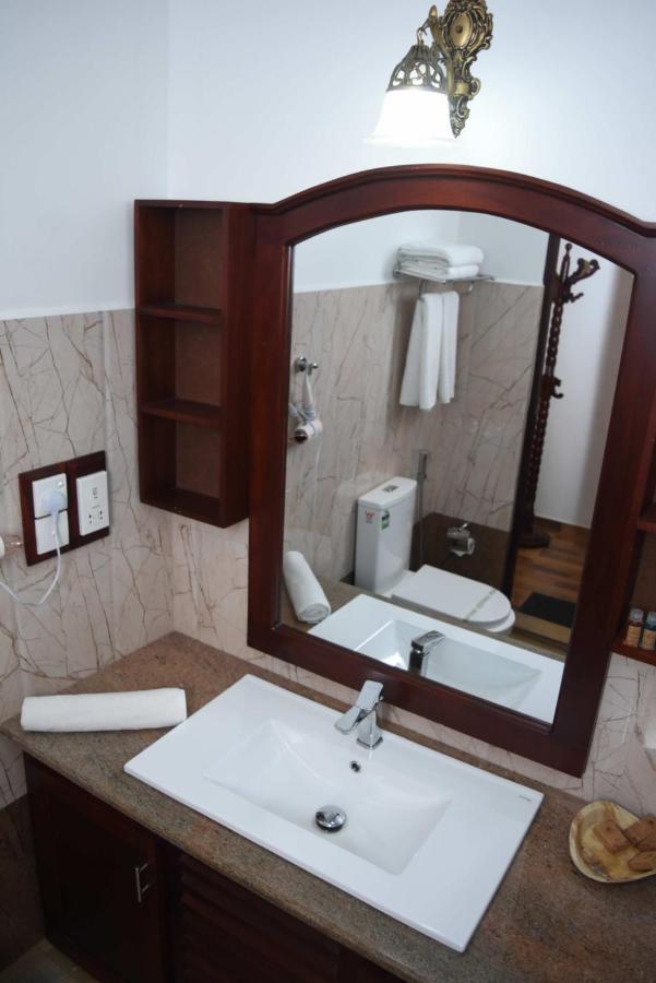 רטנאפורה Centauria Hill Resort מראה חיצוני תמונה