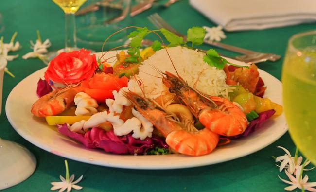 רטנאפורה Centauria Hill Resort מראה חיצוני תמונה