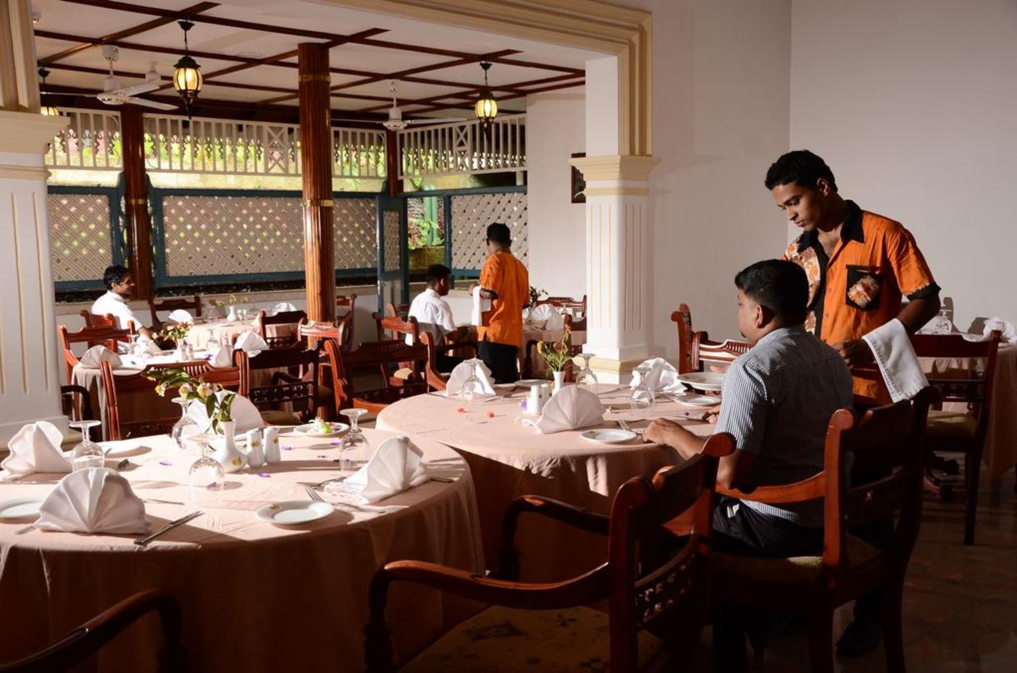 רטנאפורה Centauria Hill Resort מראה חיצוני תמונה