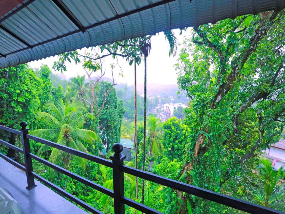 רטנאפורה Centauria Hill Resort מראה חיצוני תמונה